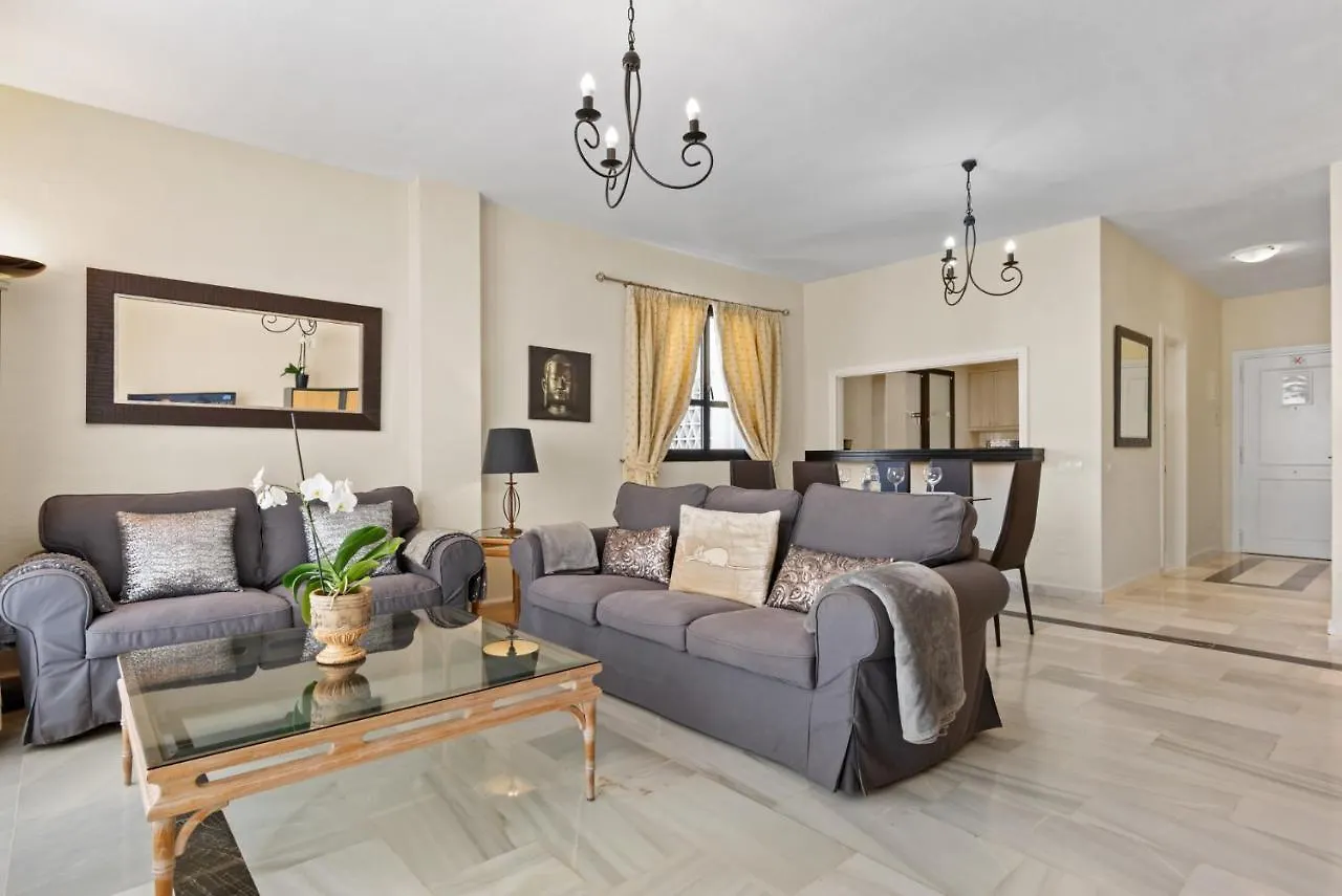 Apartment Beachfront Puerto Banus Marbella