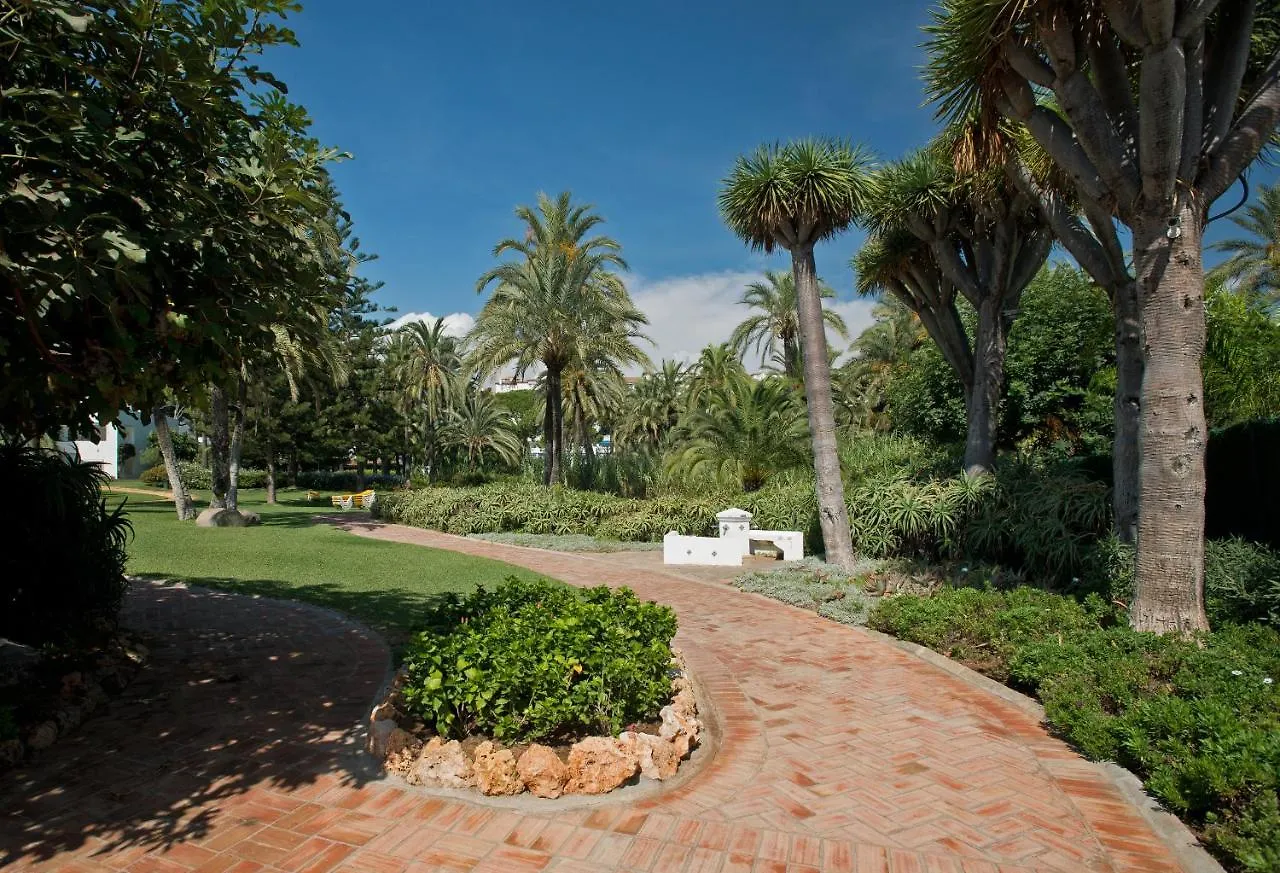 Beachfront Puerto Banus Marbella Apartment