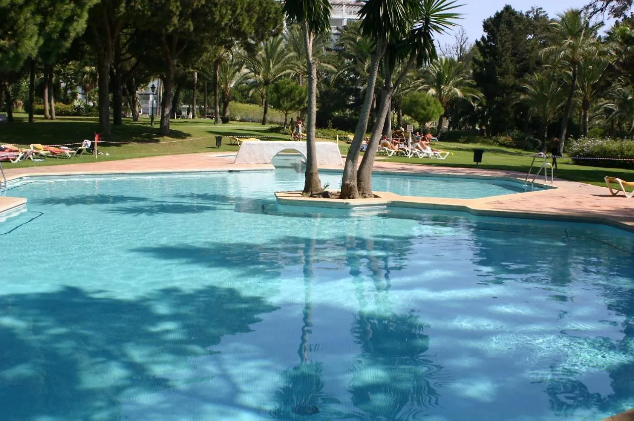 Apartment Beachfront Puerto Banus Marbella